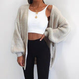 Mittellanger einfarbiger Pullover Mantel