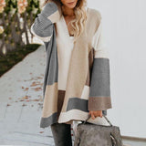 Modische lässige farblich passende mittellange Strickjacke