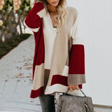 Modische lässige farblich passende mittellange Strickjacke