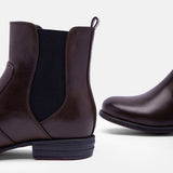 Kurzer Retro-Stiefel für Damen mit niedrigem Absatz