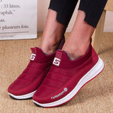 Tägliche Flache Sneakers mit Nahtverarbeitung