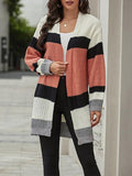 Lässige gestreifte Strickjacke
