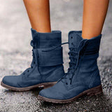 Flache Stiefelette mit Schnürung