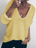 Einfarbiges Langarmshirt mit V-Ausschnitt