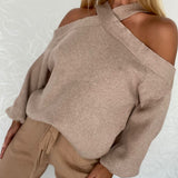 Langärmliger sexy schulterfreier Pullover