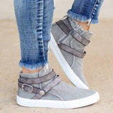 Date Flache Stiefelette mit Reißverschluss