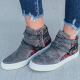 Date Flache Stiefelette mit Reißverschluss