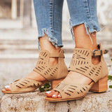 Schnallen Perforiert Luftige Sandalen mit Kork Blockabsatz