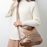 Leder Crossbodytasche für die Arbeit und Reisen