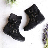 Rutschfeste Stiefel mit tiefem Fersenstrick