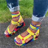 Riemen Plateau Slingback Klettverschluss Keilabsatz Sandalette