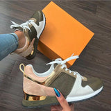 Bequeme Hochmodische Lux-Turnschuhe für Frauen